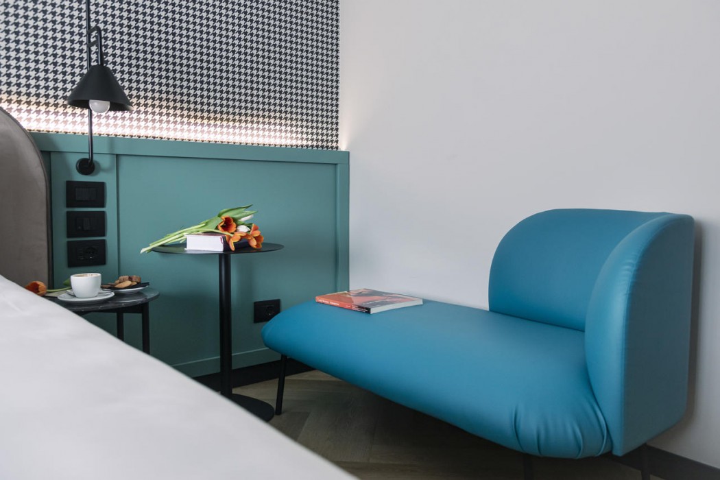 Living Place Hotel 30/105