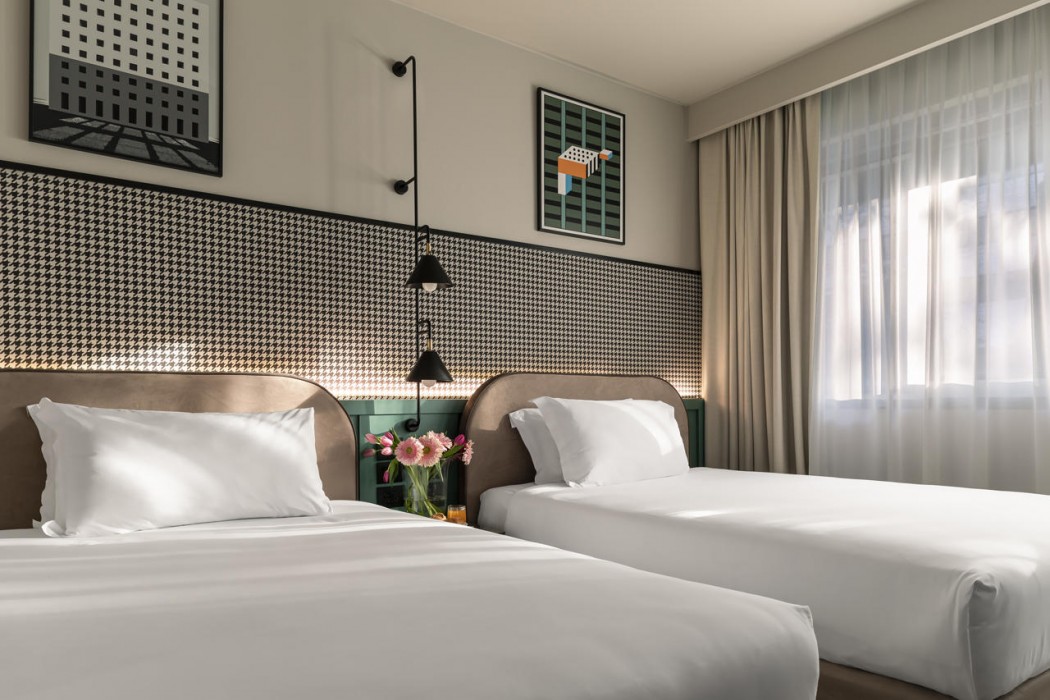Living Place Hotel 34/105