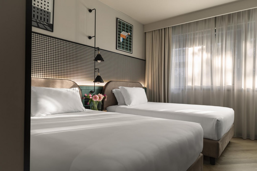Living Place Hotel 45/105