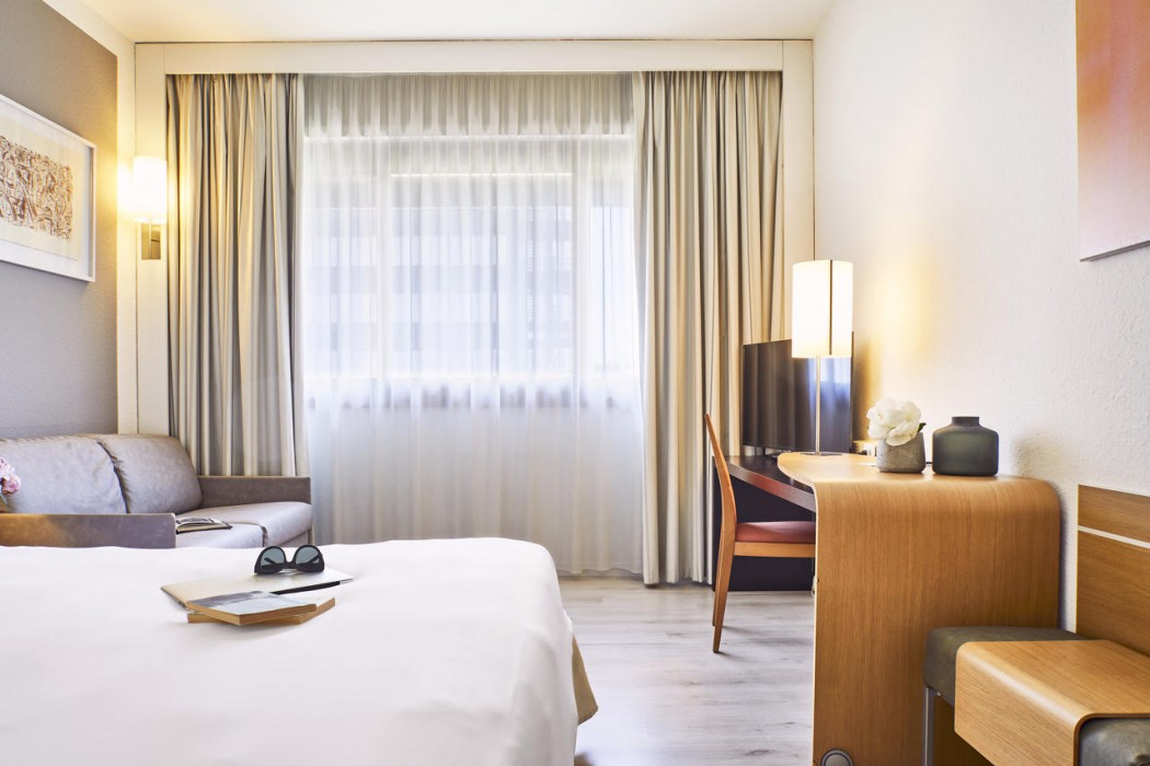 Living Place Hotel 22/105
