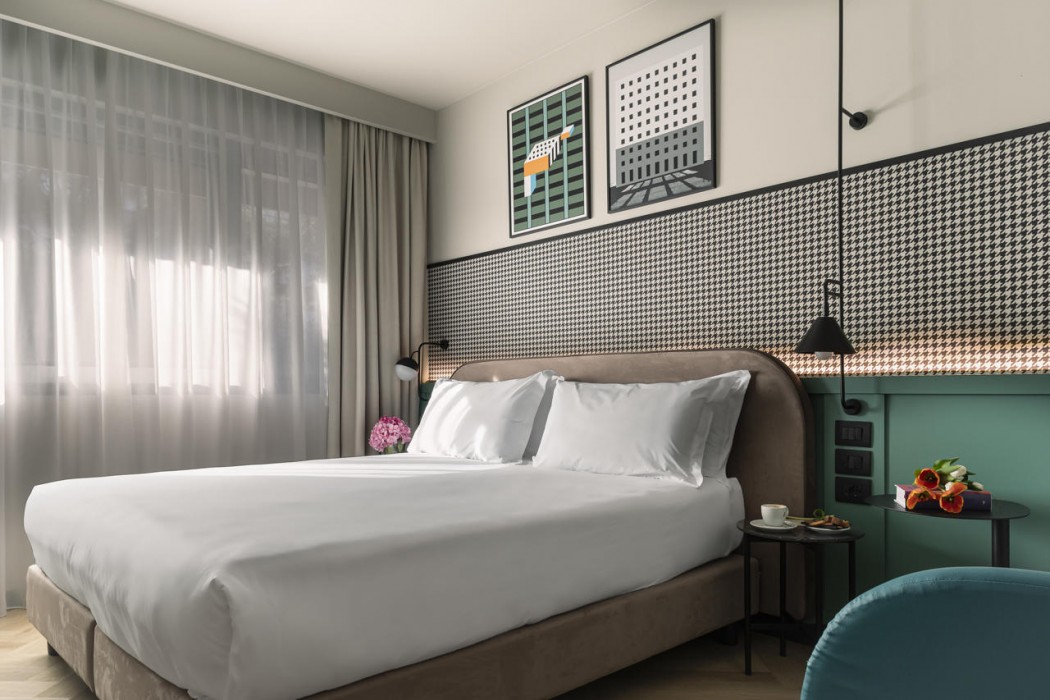 Living Place Hotel 10/105