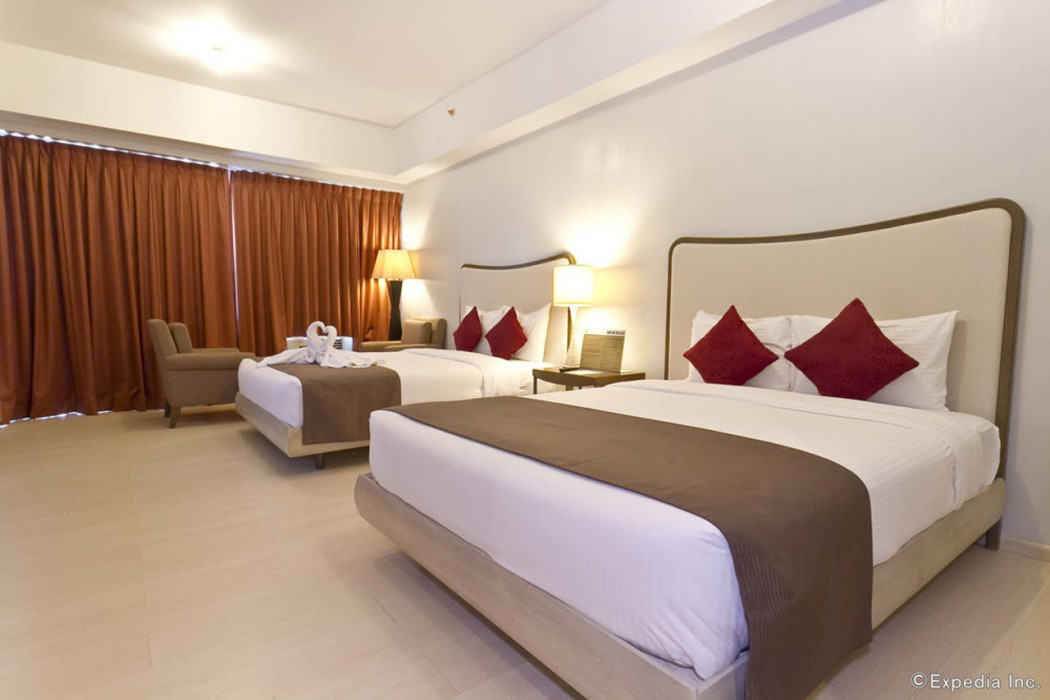 La Mirada Hotel 17/37