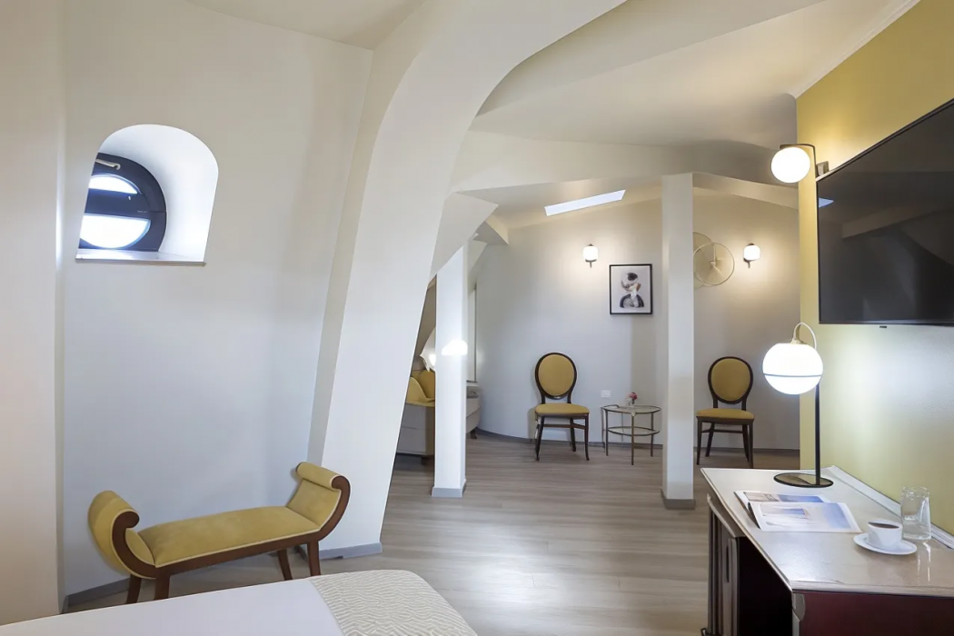 Zeus Essence Bucharest Venezia 18/64