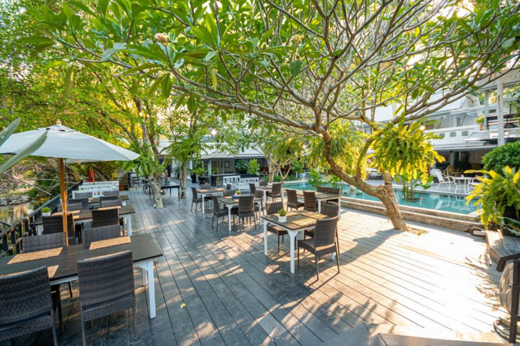 Zantiis Ndol Villas in MUAK LEK