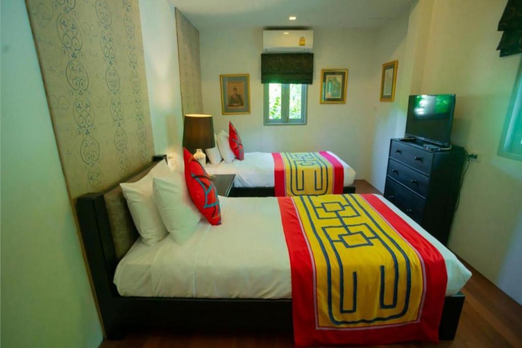 Zantiis Ndol Villas 18/66
