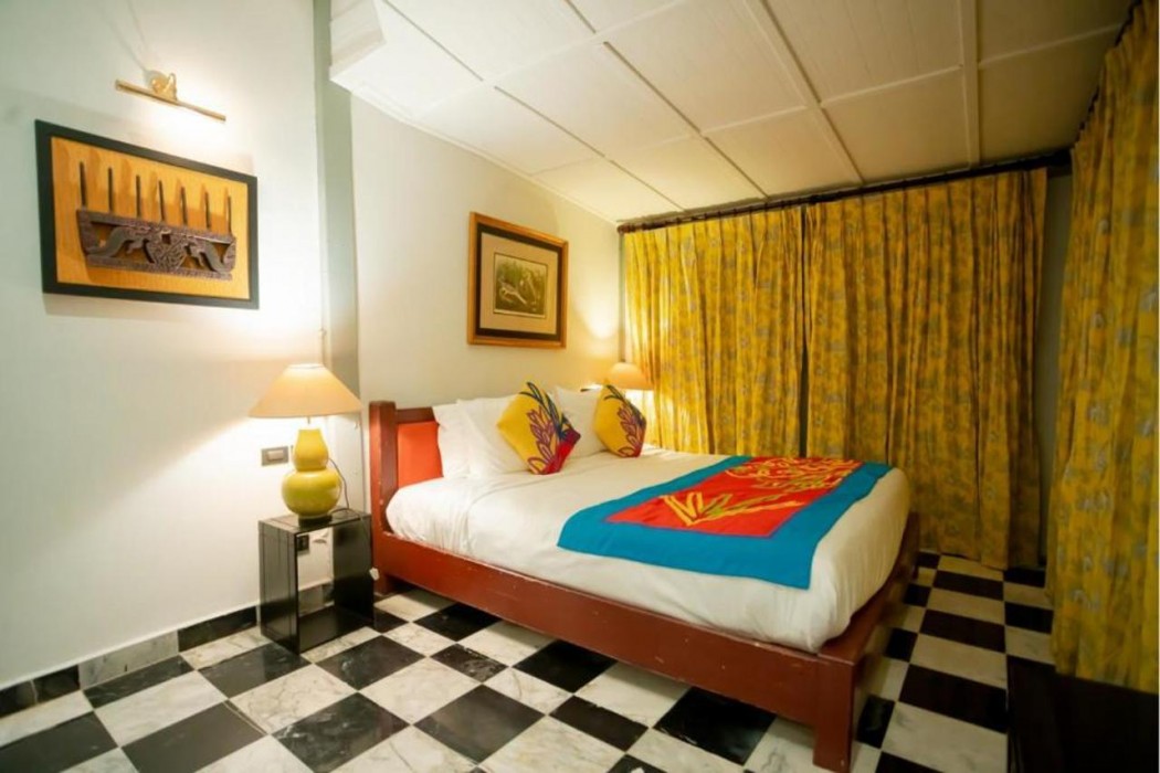 Zantiis Ndol Villas 21/66