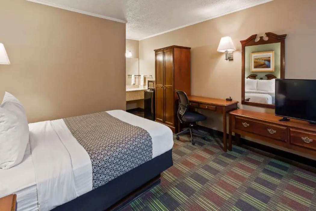 SureStay by Best Western Cameron 12/20
