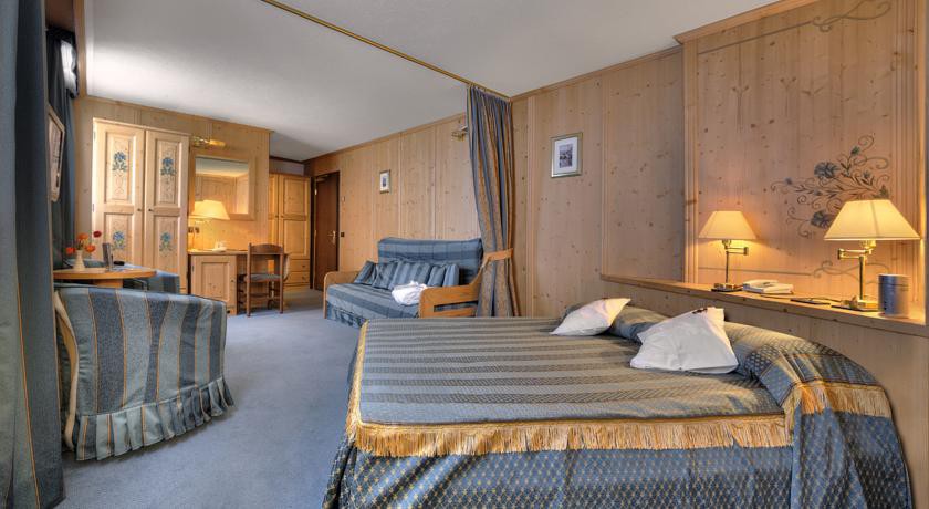 HOTEL CAMINETTO 18/67