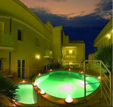 RESIDENCE CAPITOL 24/58