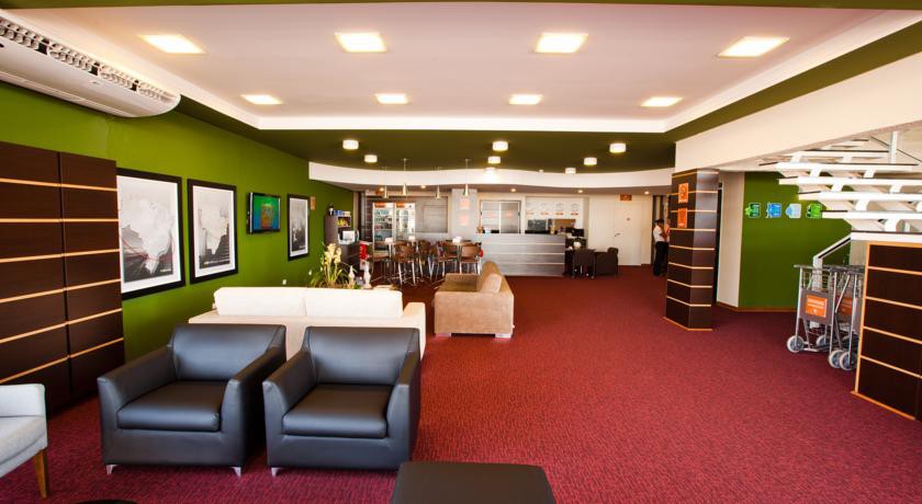 Hotel 10 Dourados 7/52