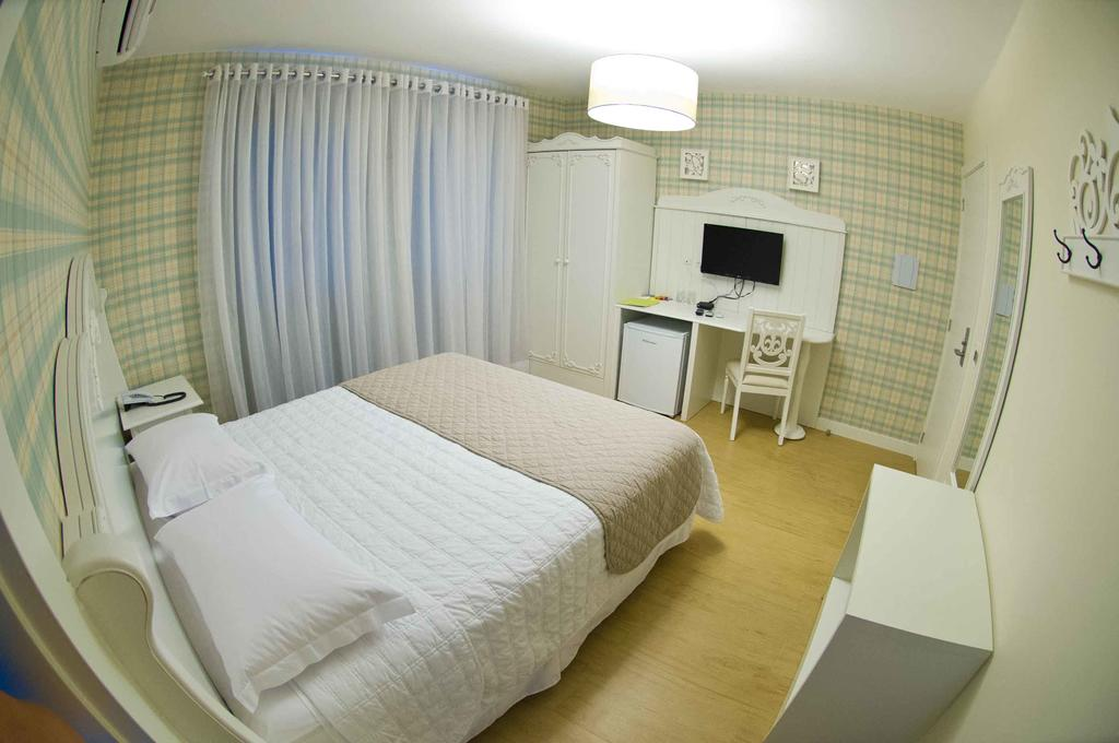 HOTEL OMA ZITA 5/32