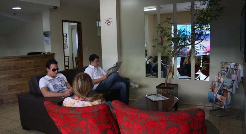 PINHEIROS HOTEL 12/57