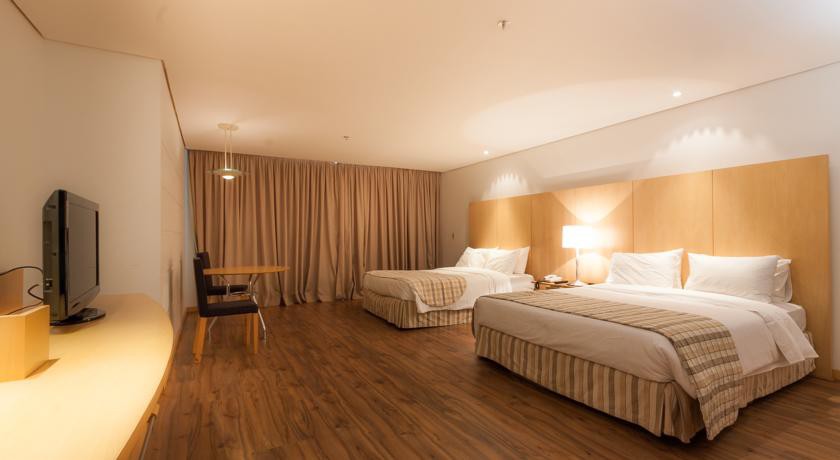 Grand Bittar 9/53
