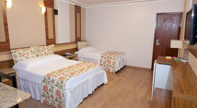 LAGUNA PLAZA HOTEL 5/37