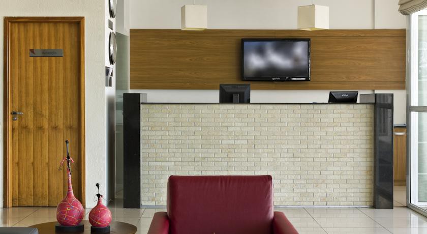 Happy Hotel Manaira 3/8