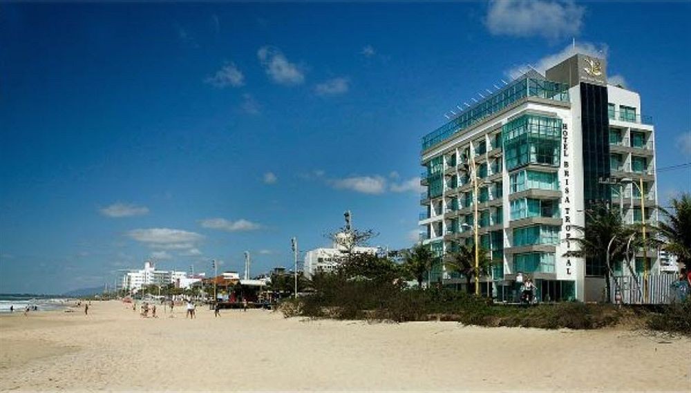 HOTEL BRISA TROPICAL DE MACAE 2/56