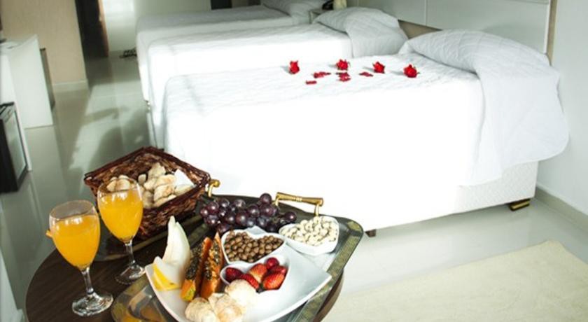 HOTEL EMIRATES 7/52