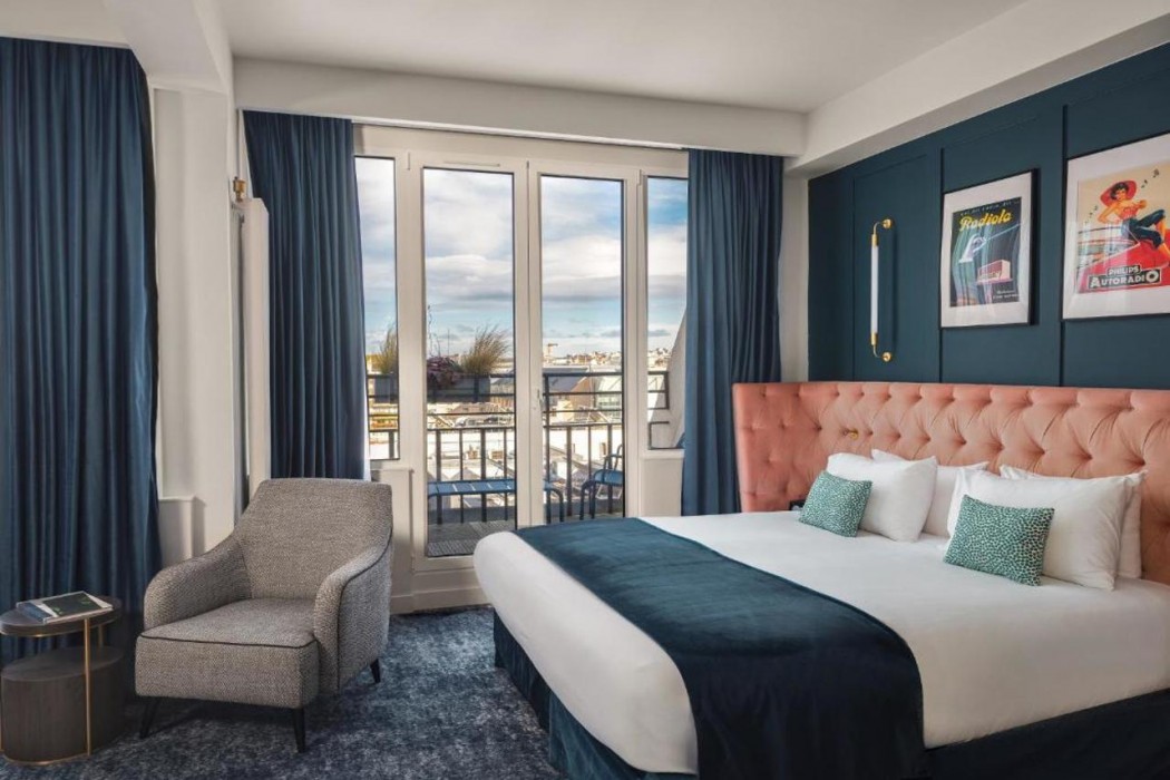 Pley Hotel 24/70
