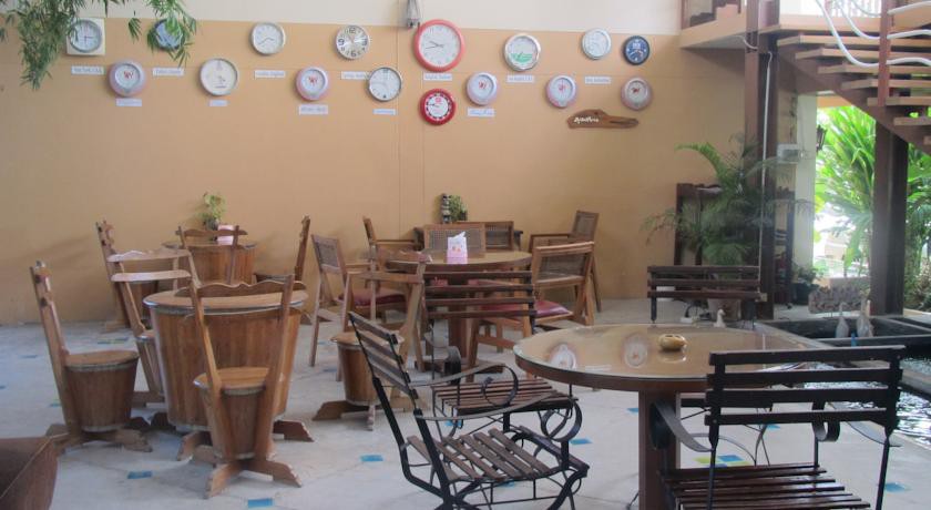 Baan Klang Noen 10/49
