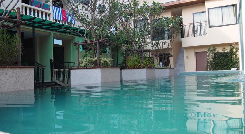 The Wave Hotel Patong 56/73