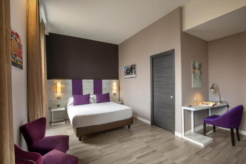 The Guardian Hotel 13/60