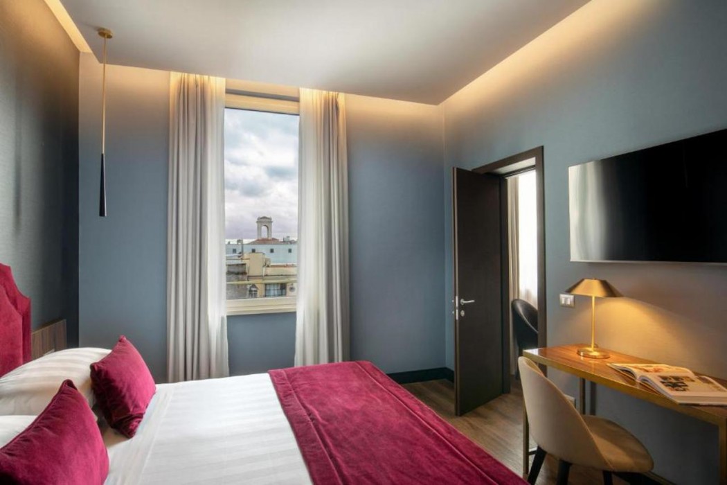 The Guardian Hotel 16/60