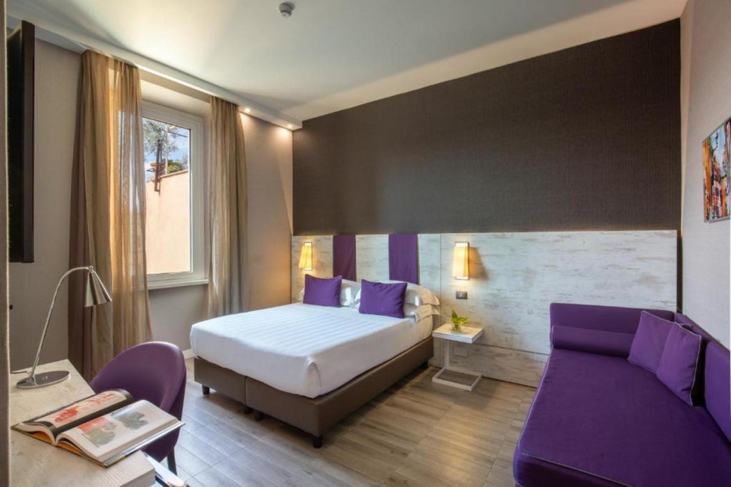 The Guardian Hotel 14/60