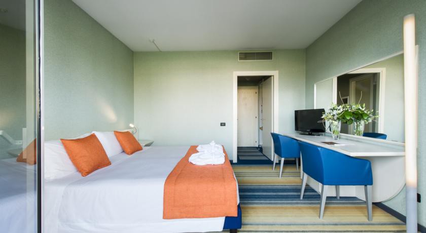 Hotel Viest 4/19
