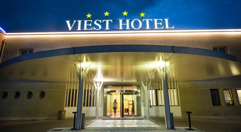 Hotel Viest 1/19