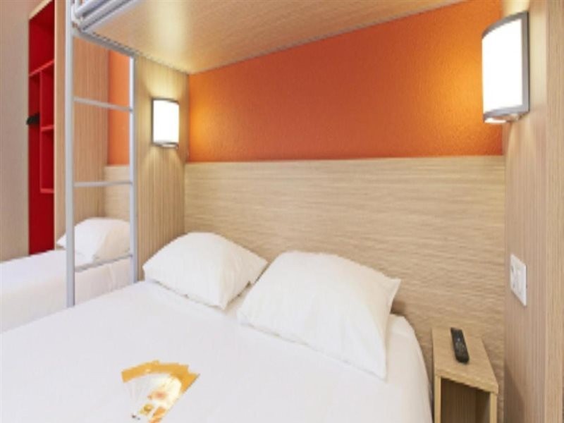 The Originals Access Tendance Hotel Saint Etienne Aeroport 27/55
