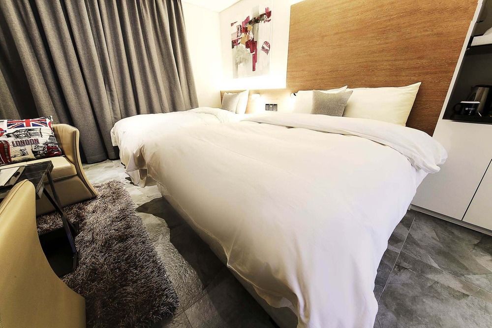 GUWOL HOTEL 10/53