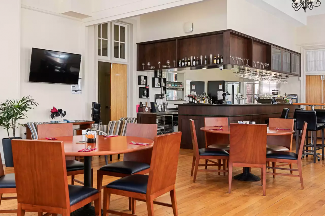 Quality Hotel Regent Rockhampton 15/25