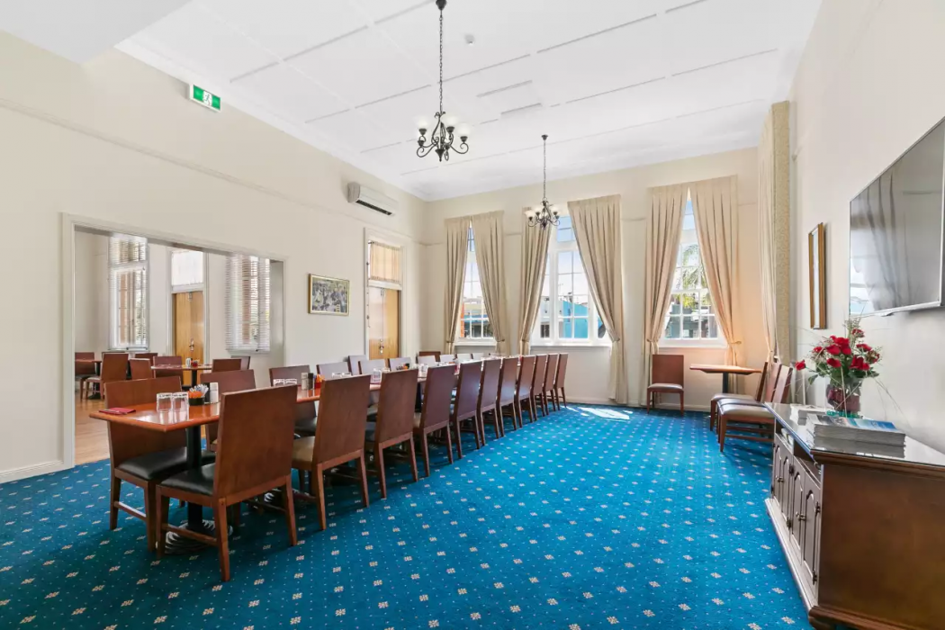 Quality Hotel Regent Rockhampton 16/25