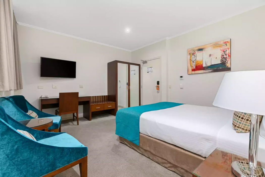 Quality Hotel Regent Rockhampton 9/25
