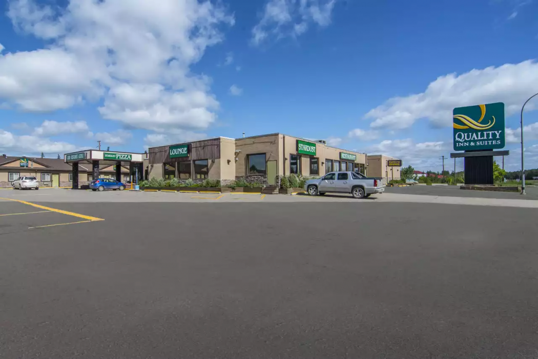 Quality Inn & Suites High Level, AB 1/16