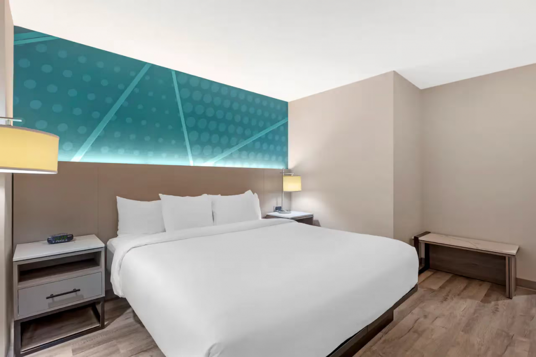 Comfort Inn Bracebridge, ON 2/24