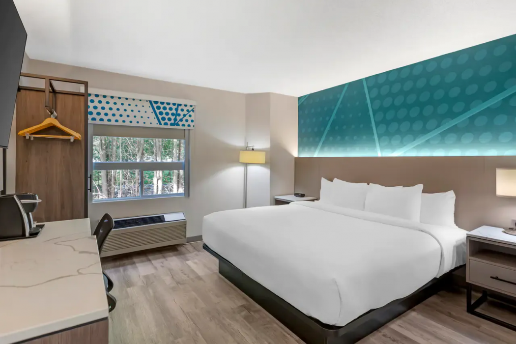 Comfort Inn Bracebridge, ON 6/24