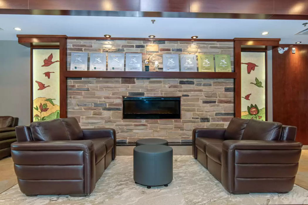 Quality Inn and Suites Val d Or, QC 4/15