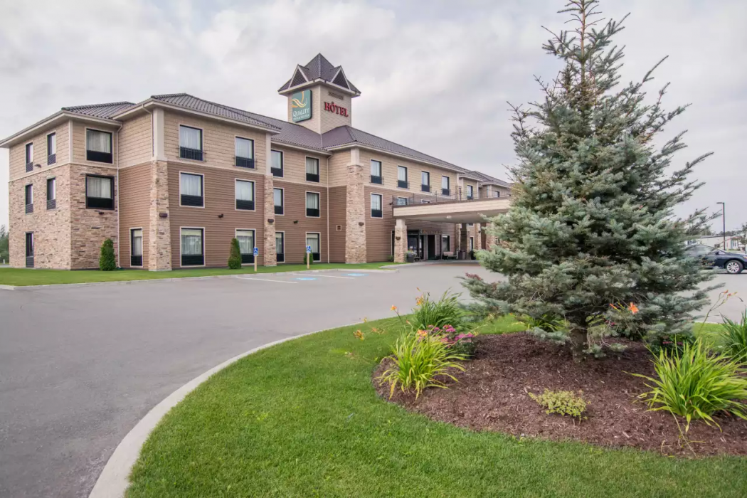 Quality Inn and Suites Val d Or, QC 1/15