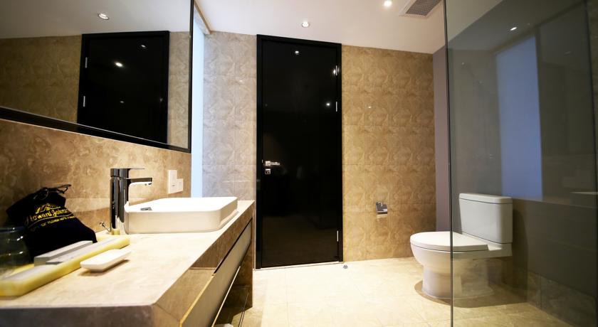 Howard Johnson by Wyndham City of Flower Hotel Kunming 39/53