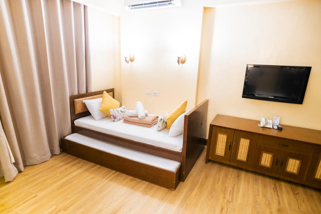 Boracay Tropics Resort Hotel 13/37