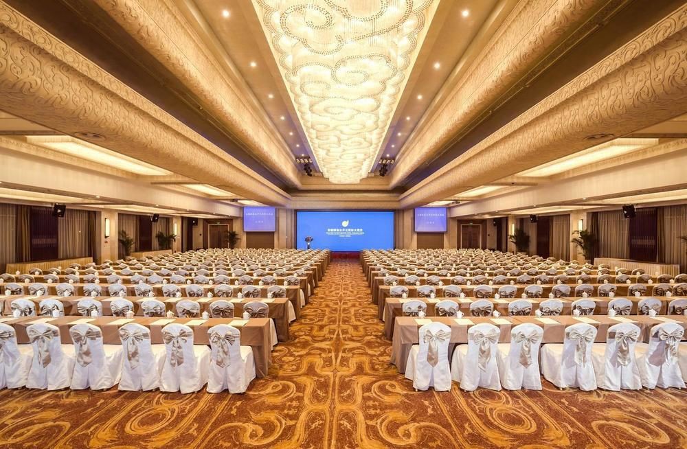 TONGQUETAI NEW CENTURY GRAND HOTEL 23/44