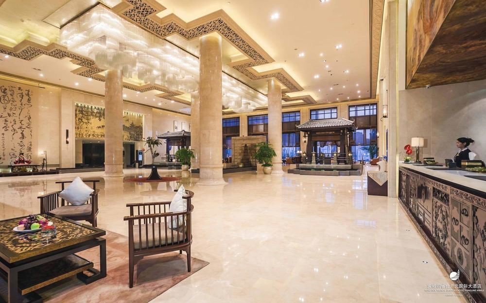 TONGQUETAI NEW CENTURY GRAND HOTEL 6/44
