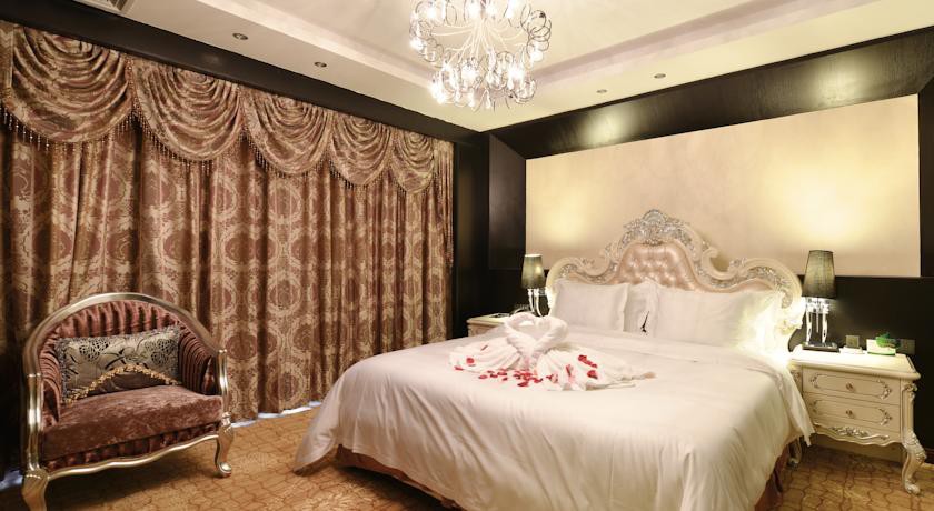 XIAMEN DISCOVERY HOTEL 8/25