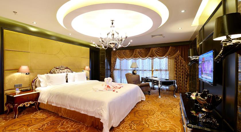 XIAMEN DISCOVERY HOTEL 7/25