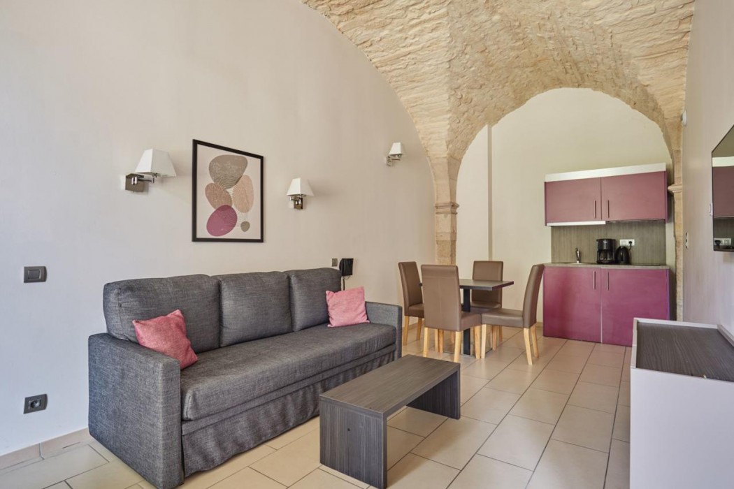 Appart'hotel Odalys City Dijon Centre Les Cordeliers 21/78