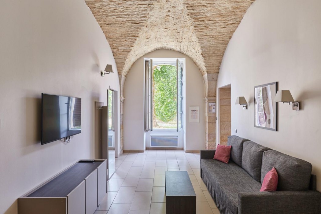 Appart'hotel Odalys City Dijon Centre Les Cordeliers 24/78