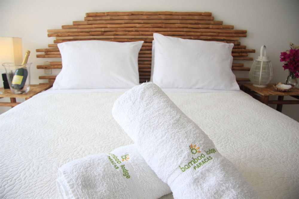 BAMBOO LODGE PARACAS 9/52