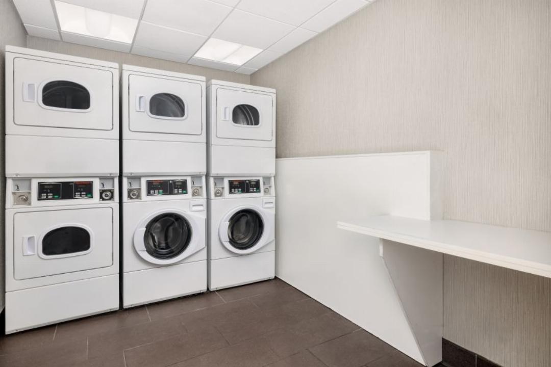 Hampton Inn & Suites Napa 20/64