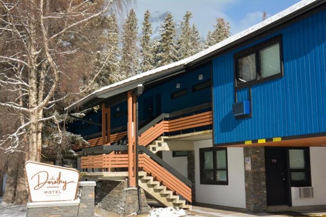 The Dorothy Motel 7/58